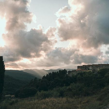 Buongiorno Maestra Di Monteverdi Marittimo, Borgo Di Canneto Canneto  Exterior photo