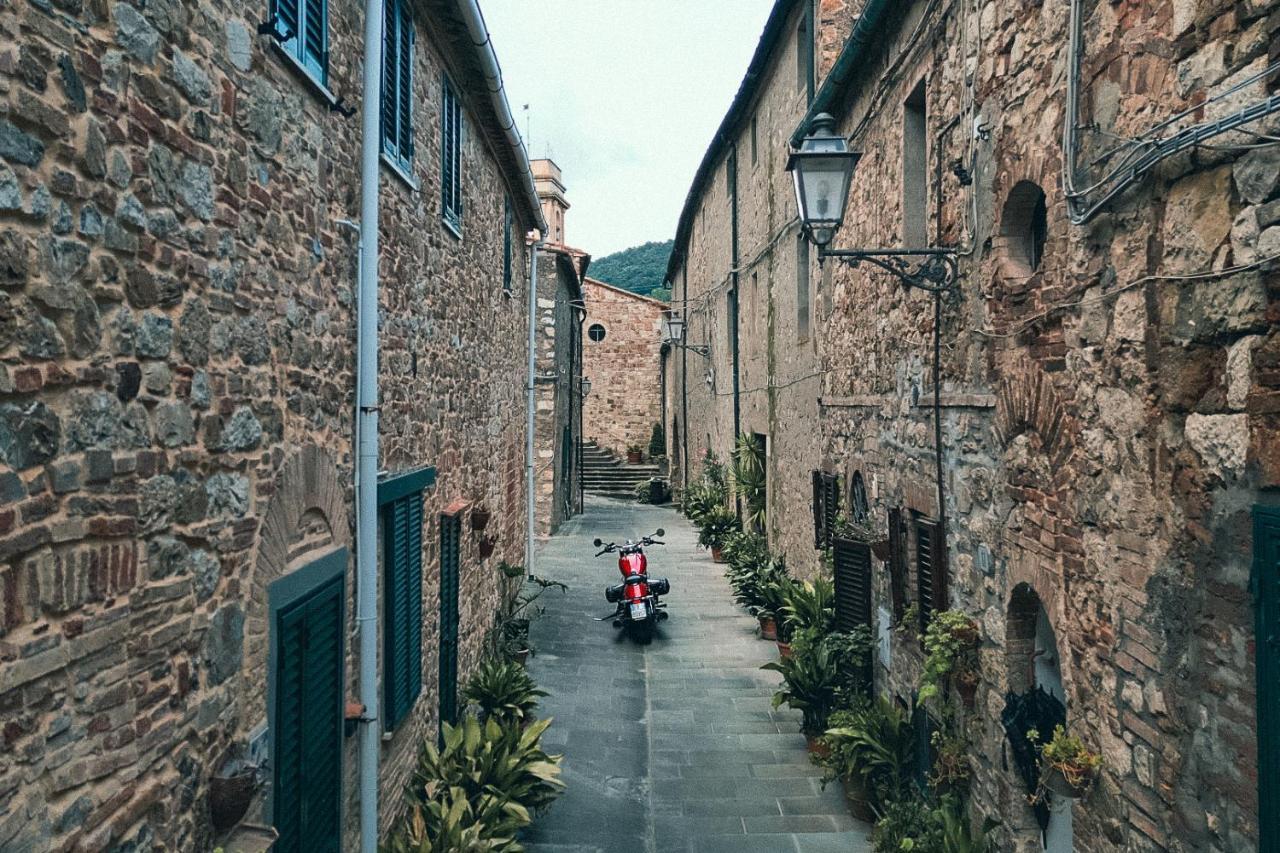 Buongiorno Maestra Di Monteverdi Marittimo, Borgo Di Canneto Canneto  Exterior photo